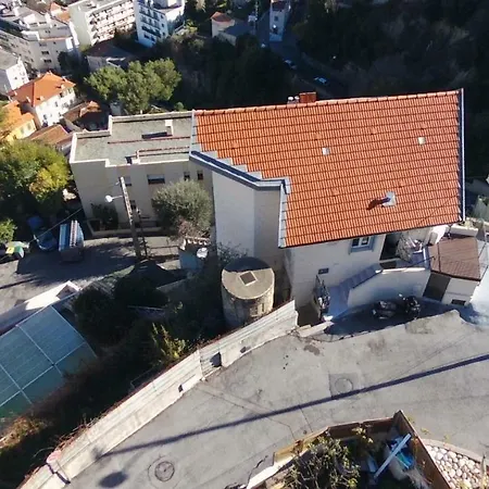 Apartament Maison / Le Piol *