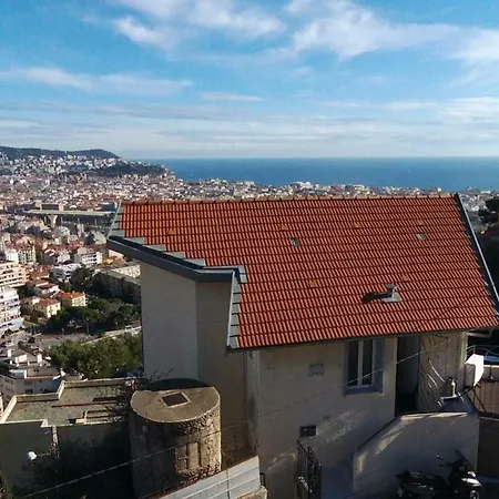 Maison / Le Piol *