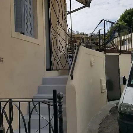 Maison / Le Piol Apartment