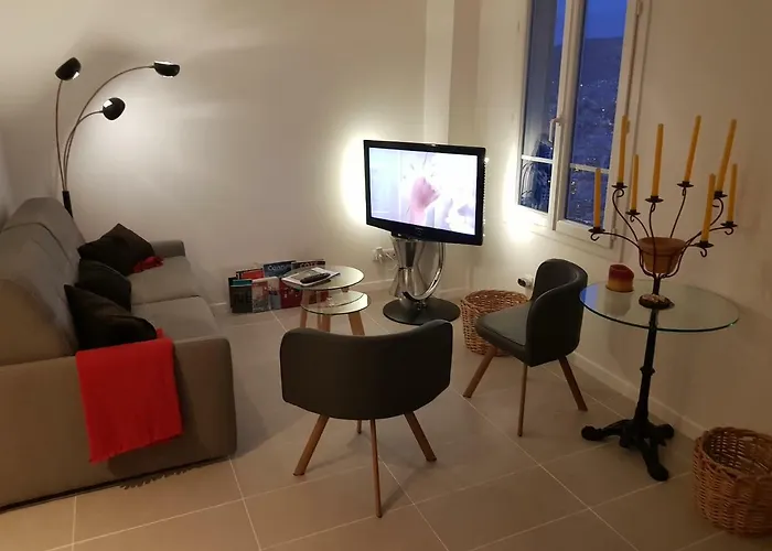 Apartamento Maison / Le Piol Niza