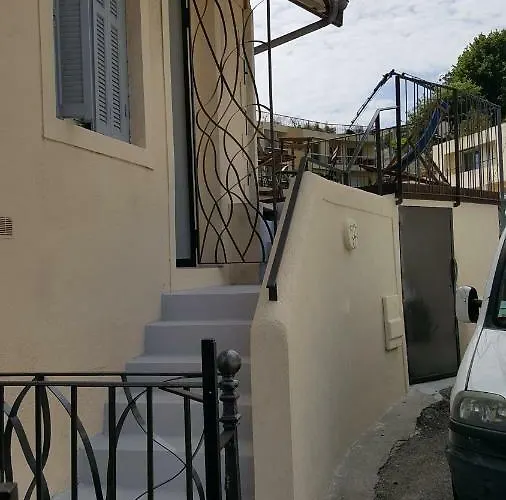 Maison / Le Piol Apartamento