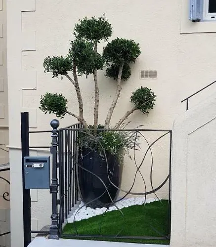 Apartamento Maison / Le Piol Niza